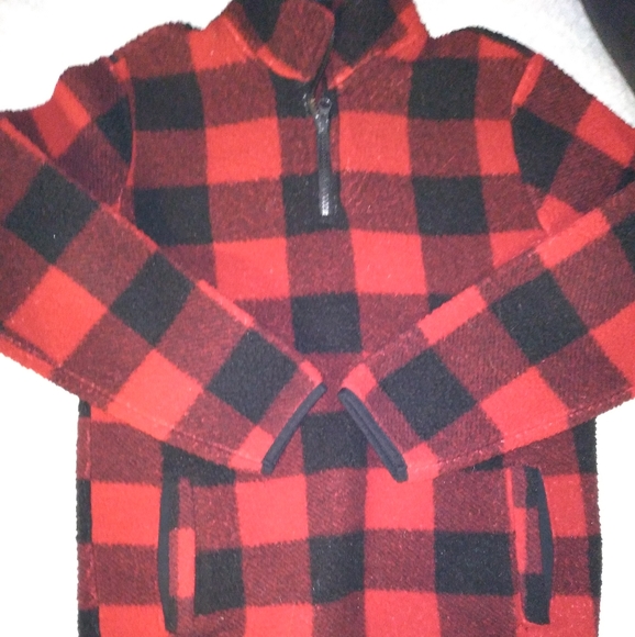 Quarter Zip - Picture 1 of 1